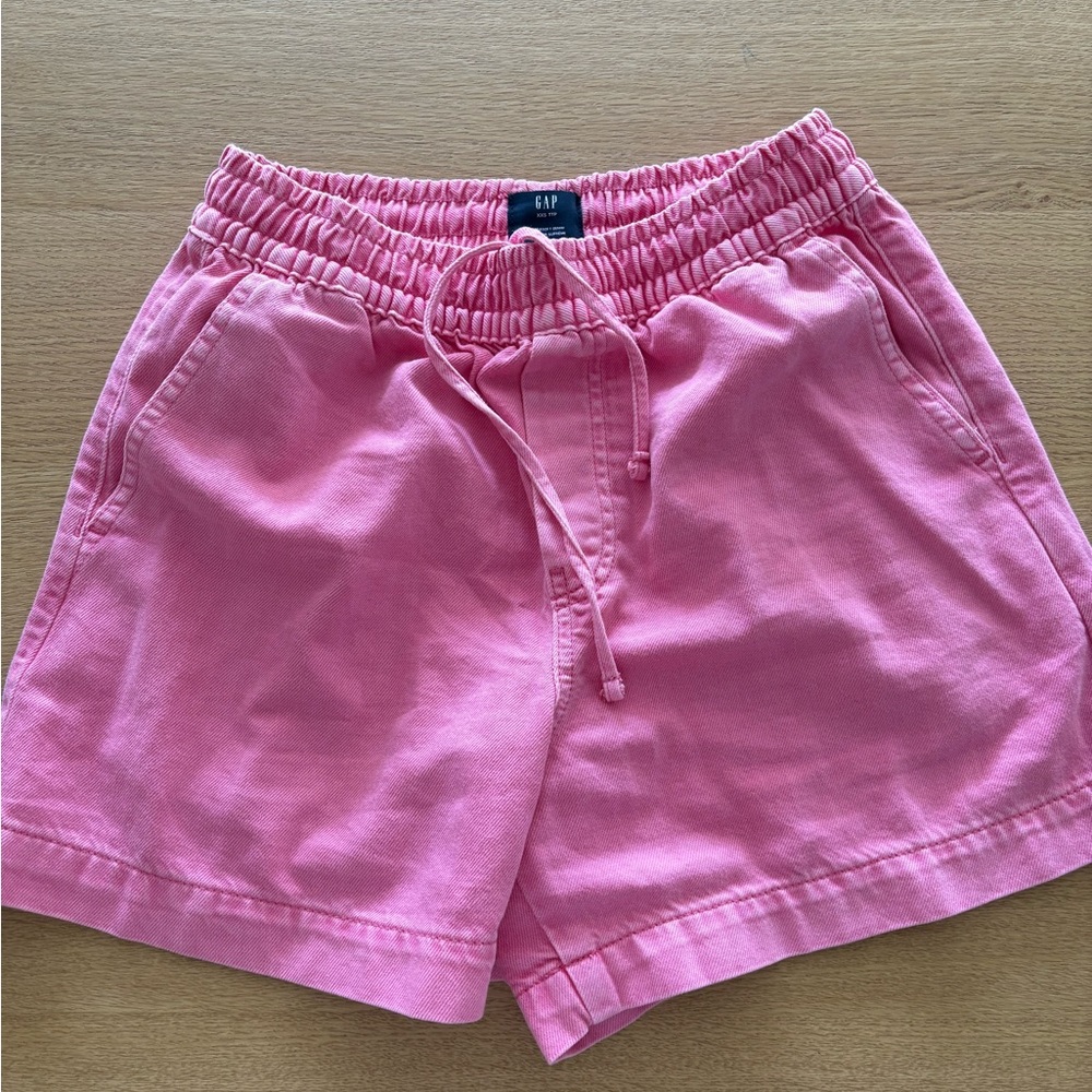 GAP Women's High Waist Pink Shorts